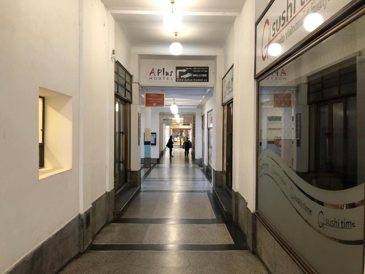 A Plus Hostel - Centrum Прага Экстерьер фото