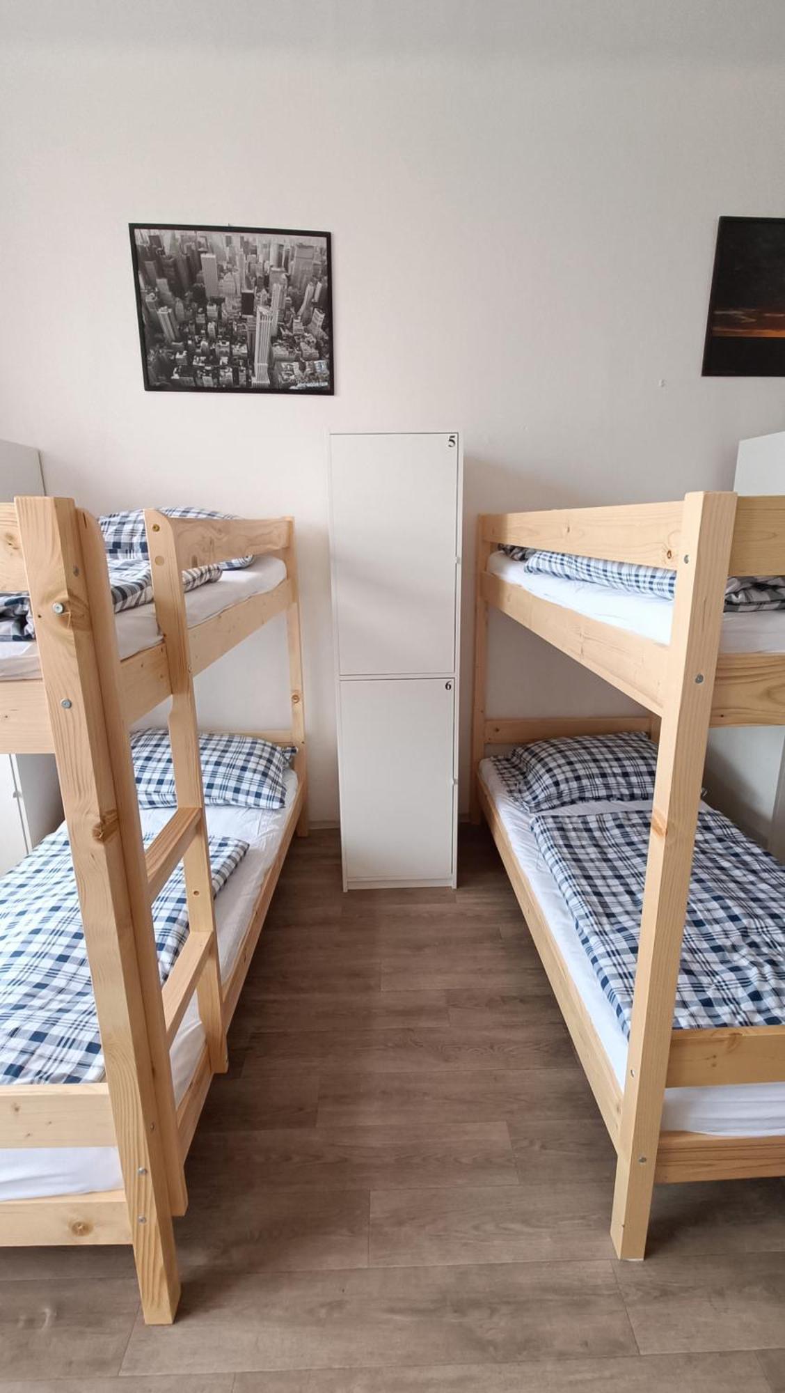 A Plus Hostel - Centrum Прага Экстерьер фото